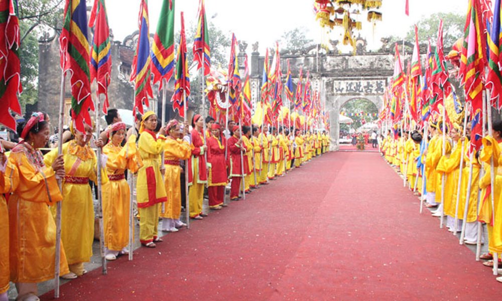 Các lễ hội ngày 18 tháng 1 Âm Lịch - Hội Côn Sơn