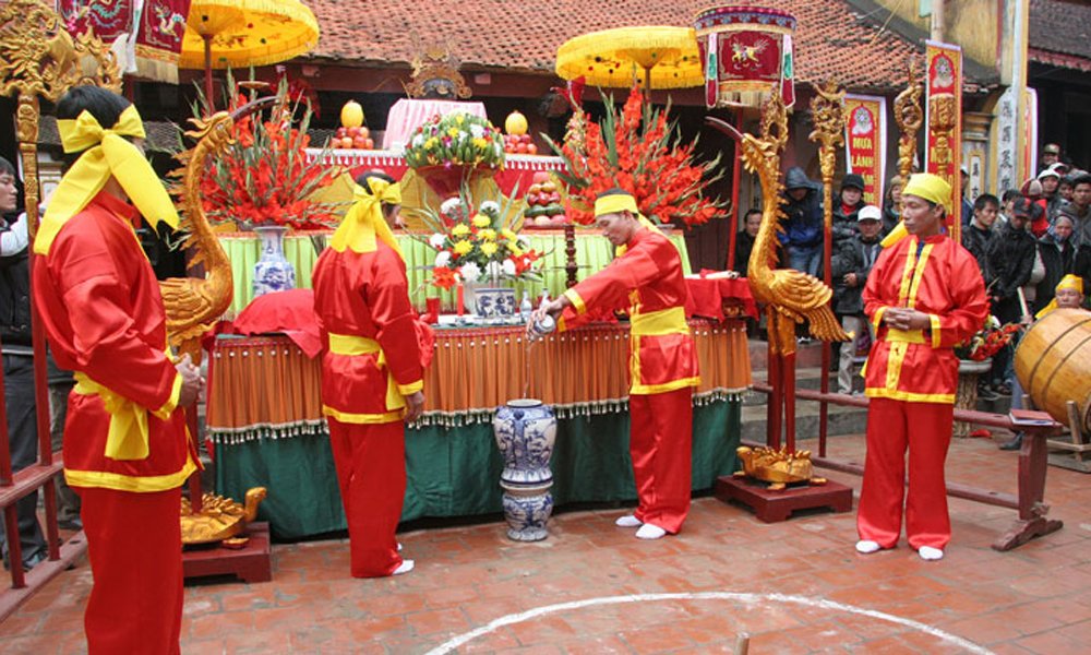 Các lễ hội ngày 28 tháng 12 Âm Lịch - Hội Bạch Lưu