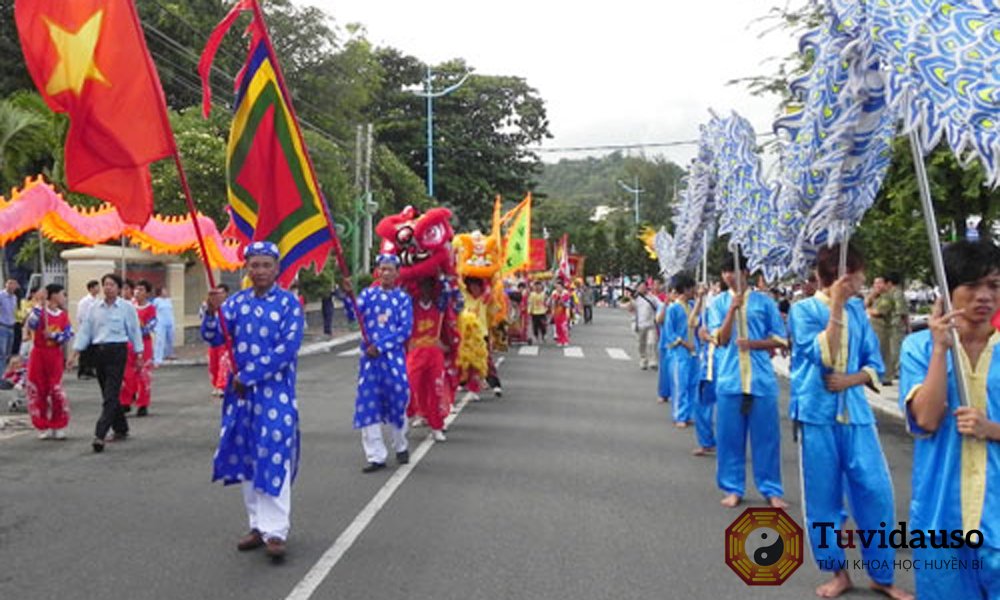 Lễ hội tiêu biểu diễn ra trong ngày 16 tháng 8 âm lịch - Hội Nghinh Ông Vũng Tàu